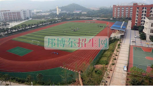 重慶市經(jīng)貿(mào)中等專(zhuān)業(yè)學(xué)校2016年報(bào)名條件、招生對(duì)象
