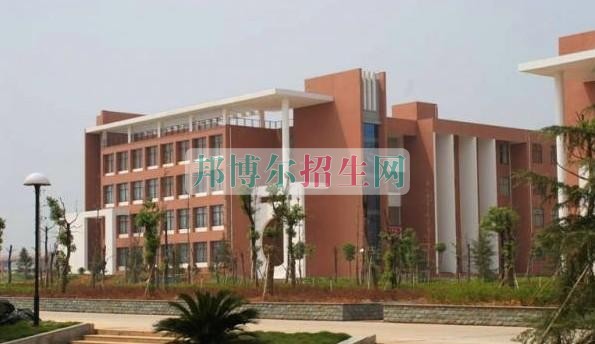 湖南城建職業(yè)技術(shù)學院是幾專