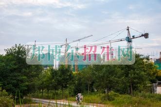 四川省建筑技工學(xué)校2016年報名條件、招生對象