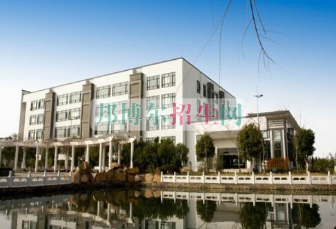 安徽中醫(yī)藥高等?？茖W(xué)校