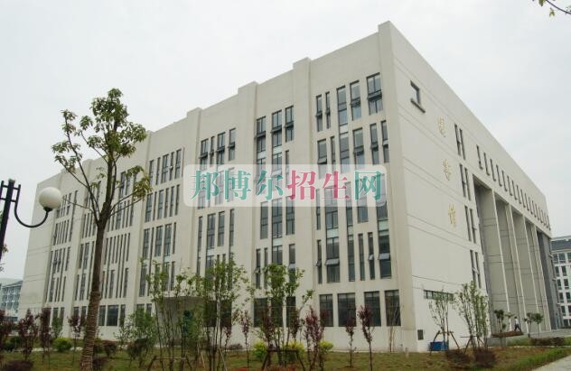 中?？即髮：每紗? width=