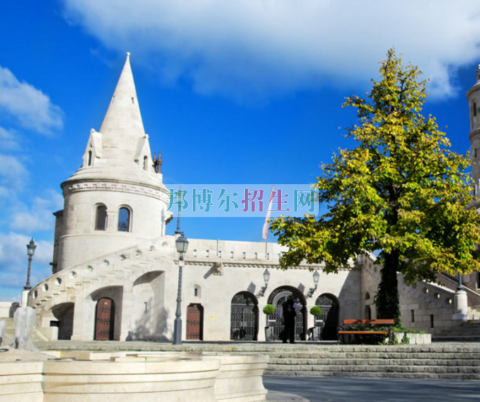女生讀工程監(jiān)理專(zhuān)業(yè)怎么樣
