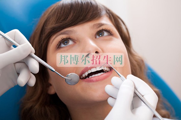 400分能上口腔醫(yī)學嗎