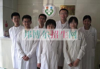 高中畢業(yè)學口腔醫(yī)學好嗎