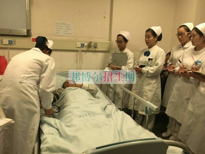 高中沒畢業(yè)可以學助產護理嗎