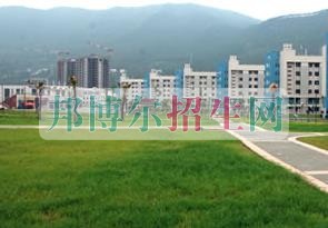 成都高等應(yīng)用電子技術(shù)大專(zhuān)學(xué)校