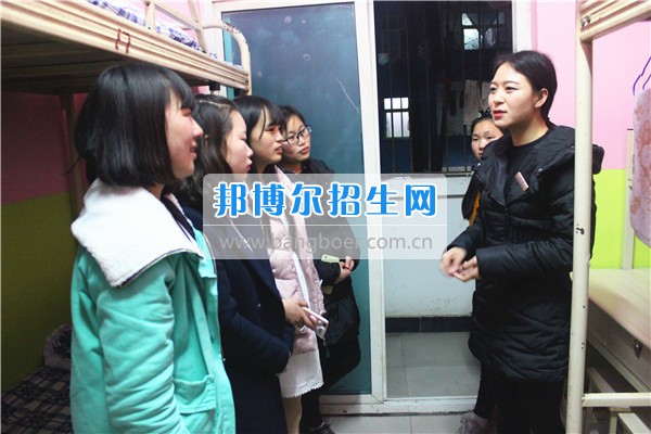 成都希望幼師學(xué)校是責(zé)任？更是一種愛(ài)！