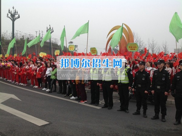四川省宜賓市南溪區(qū)職業(yè)高級中學校學前教育齊拉練，共踏春風迎春景