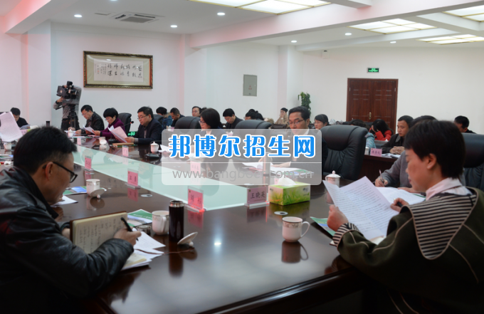 市委常委、宣傳部長潘梅到川南幼兒師范高等專科學校調(diào)研思想政治工作