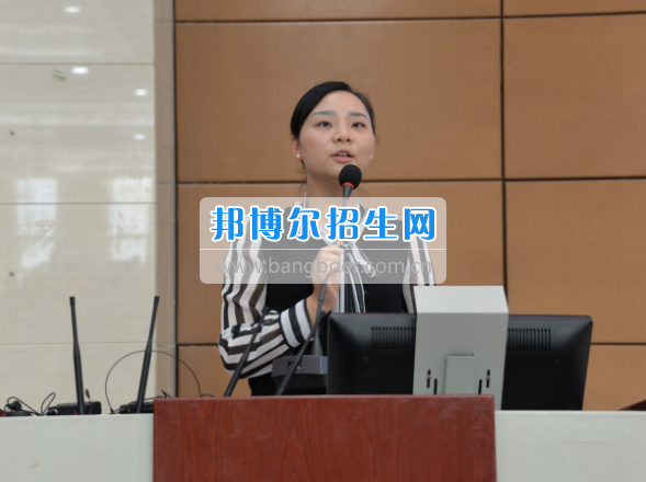 川南幼兒師范高等?？茖W校舉行2017年教師職業(yè)禮儀師生全員培訓