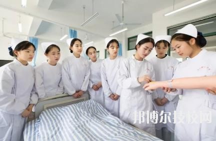 溫州護士學校2020年報名條件、招生要求、招生對象