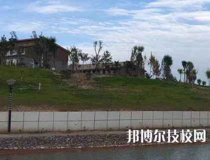甘肅財貿職業(yè)學院2020年招生辦聯(lián)系電話