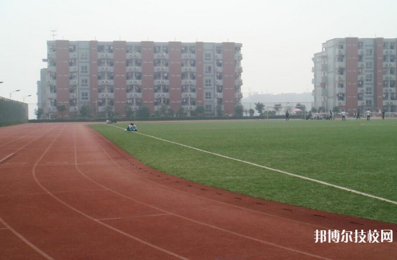 重慶龍門浩職業(yè)中學(xué)校2020年報(bào)名條件、招生要求、招生對(duì)象