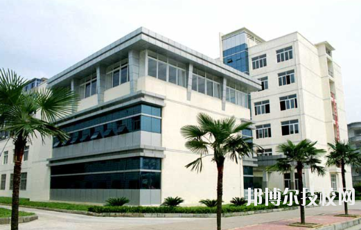 江西化學(xué)工業(yè)技工學(xué)校怎么樣、好不好