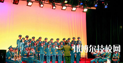 平?jīng)隼砉ぶ械葘?zhuān)業(yè)學(xué)校2020年報(bào)名條件、招生要求、招生對(duì)象