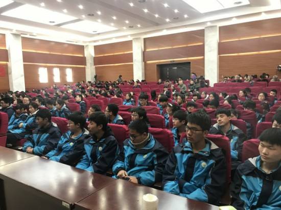 南京商業(yè)學(xué)校2020年報名條件、招生要求、招生對象