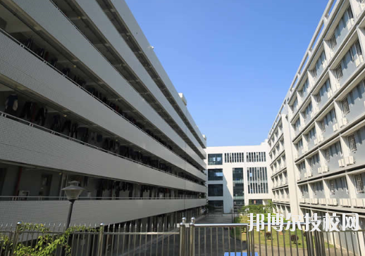 深圳寶安職業(yè)技術學校宿舍