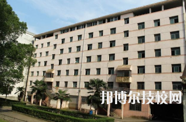 江西輕工業(yè)高級技工學校怎么樣、好不好