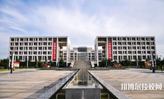 陜西商貿(mào)學(xué)院附屬中職校2020年報(bào)名條件、招生要求、招生對象 