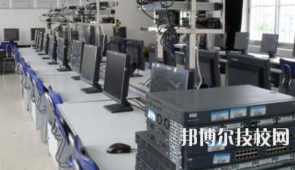 甘肅省藝術(shù)設(shè)計(jì)學(xué)校2020年學(xué)費(fèi)、收費(fèi)多少