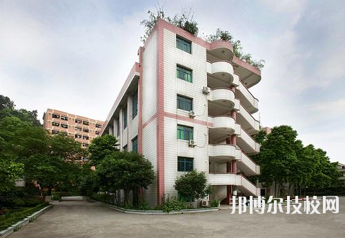 重慶護(hù)士學(xué)校怎么樣、好不好