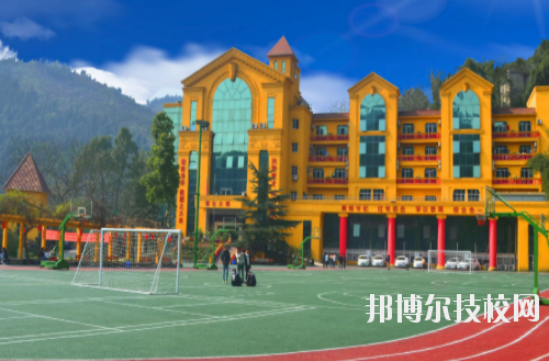 重慶渝州車輛工程技術(shù)學(xué)校2020報名條件、招生要求、招生對象