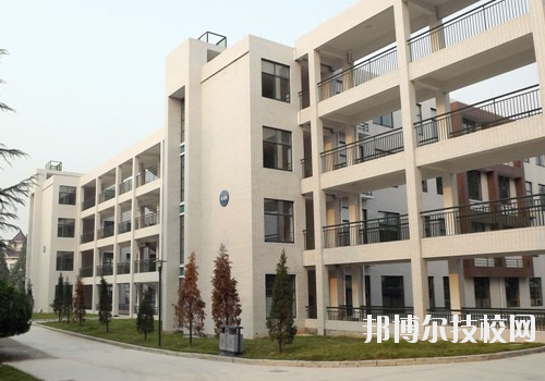 建德工業(yè)技術(shù)學(xué)校2020年報名條件、招生要求、招生對象