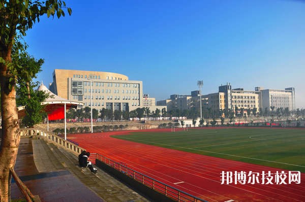 廣州從化高級(jí)技工學(xué)校2020年報(bào)名條件、招生要求、招生對(duì)象