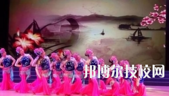 華亭職業(yè)教育中心2020年報名條件、招生要求、招生對象