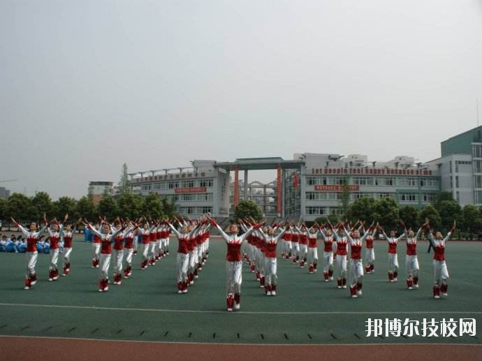 成都實(shí)驗(yàn)商貿(mào)管理學(xué)校2020年報(bào)名條件、招生要求、招生對(duì)象