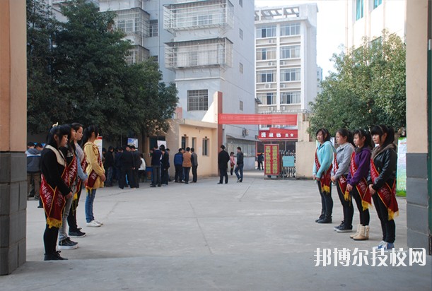 江西電子工業(yè)中等專業(yè)學(xué)校2020年報(bào)名條件、招生要求、招生對象