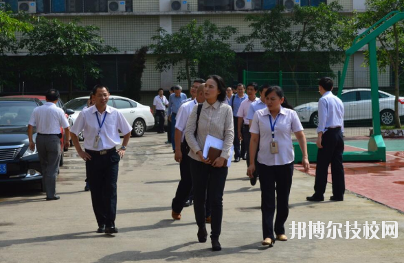 重慶渝北區(qū)竟成中學校2020年報名條件、招生要求、招生對象
