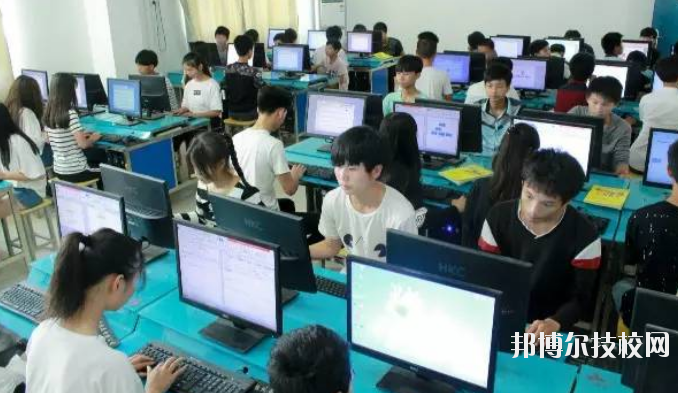 信豐中等專業(yè)學(xué)校怎么樣、好不好