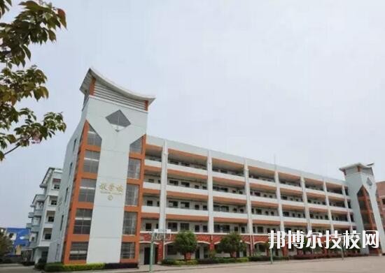 義烏城鎮(zhèn)職業(yè)技術(shù)學(xué)校2020年報(bào)名條件、招生要求、招生對(duì)象