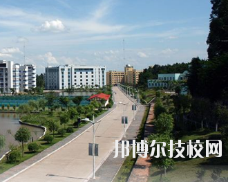 重慶益民技工學(xué)校2020年報(bào)名條件、招生要求、招生對(duì)象