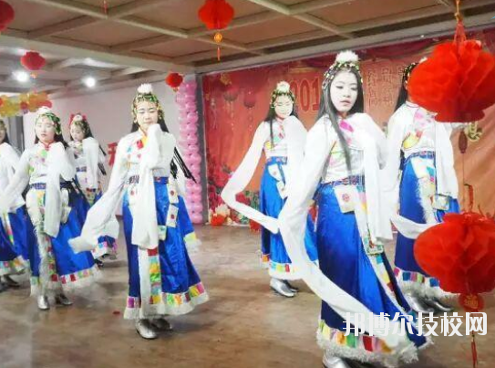 安康高新中等職業(yè)學(xué)校2020年報(bào)名條件、招生要求、招生對象 