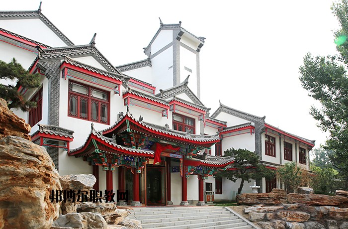 河北美術(shù)學(xué)院2020年招生辦聯(lián)系電話(huà)