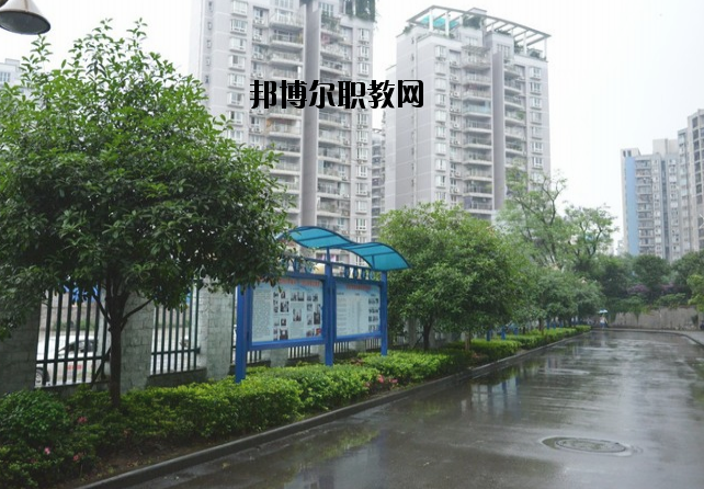 重慶五里店職業(yè)中學(xué)2020年報名條件、招生要求、招生對象