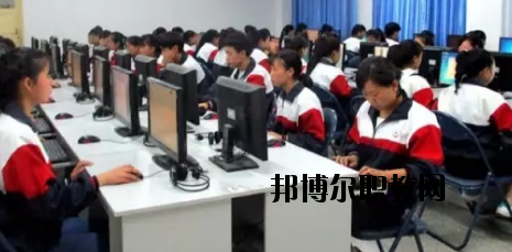 舟曲縣職業(yè)中學(xué)2020年學(xué)費、收費多少