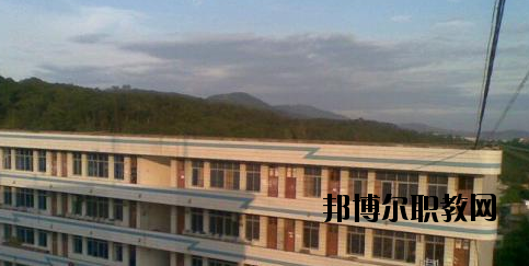 百色工程職業(yè)技術(shù)學(xué)校2020年報名條件、招生要求、招生對象