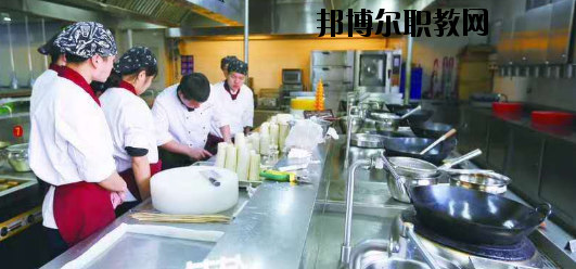白銀工業(yè)學校2020年報名條件、招生要求、招生對象