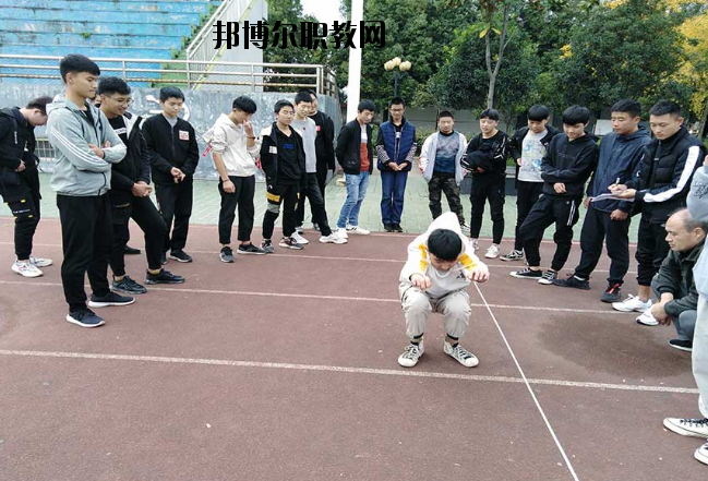 勉縣職業(yè)教育中心2020年報(bào)名條件、招生要求、招生對(duì)象 