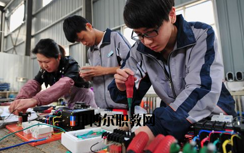 浙江商業(yè)技師學(xué)院報(bào)名條件2020年報(bào)名條件、招生要求、招生對(duì)象