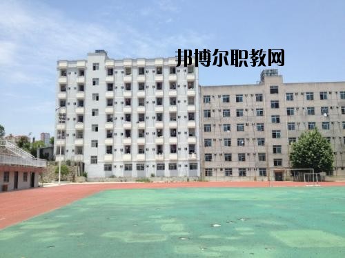 貴州省電子工業(yè)學(xué)校2020年報(bào)名條件、招生要求、招生對(duì)象