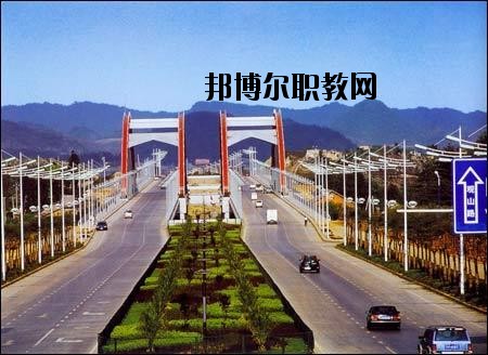 貴州省城鄉(xiāng)建設(shè)學(xué)校怎么樣、好不好