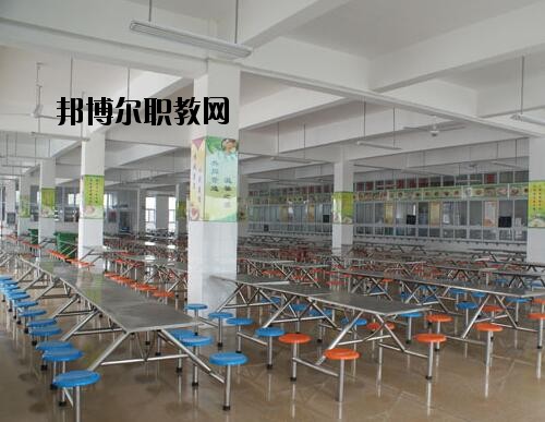 鄧州職業(yè)技術(shù)學校2021年宿舍條件
