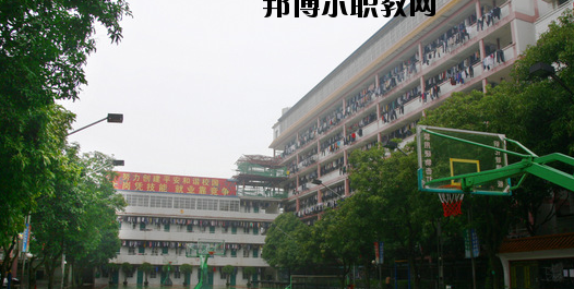 廣西商貿(mào)高級(jí)技工學(xué)校2020年報(bào)名條件、招生要求、招生對(duì)象