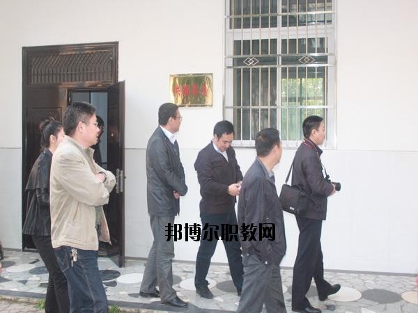 四川省綿陽(yáng)旅游學(xué)校2020年招生簡(jiǎn)章