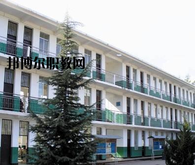 雙柏縣職業(yè)高級中學怎么樣、好不好