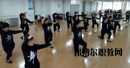 蘭州中泰聯(lián)合職業(yè)學校2020年報名條件、招生要求、招生對象
